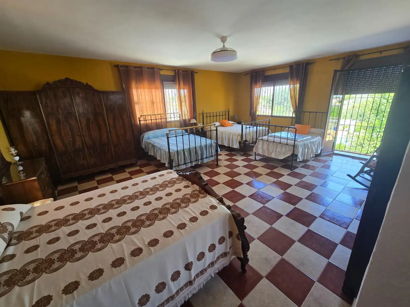 Habitación de Casa o chalet en venta en Aguilar de la Frontera con Aire acondicionado, Jardín privado y Trastero