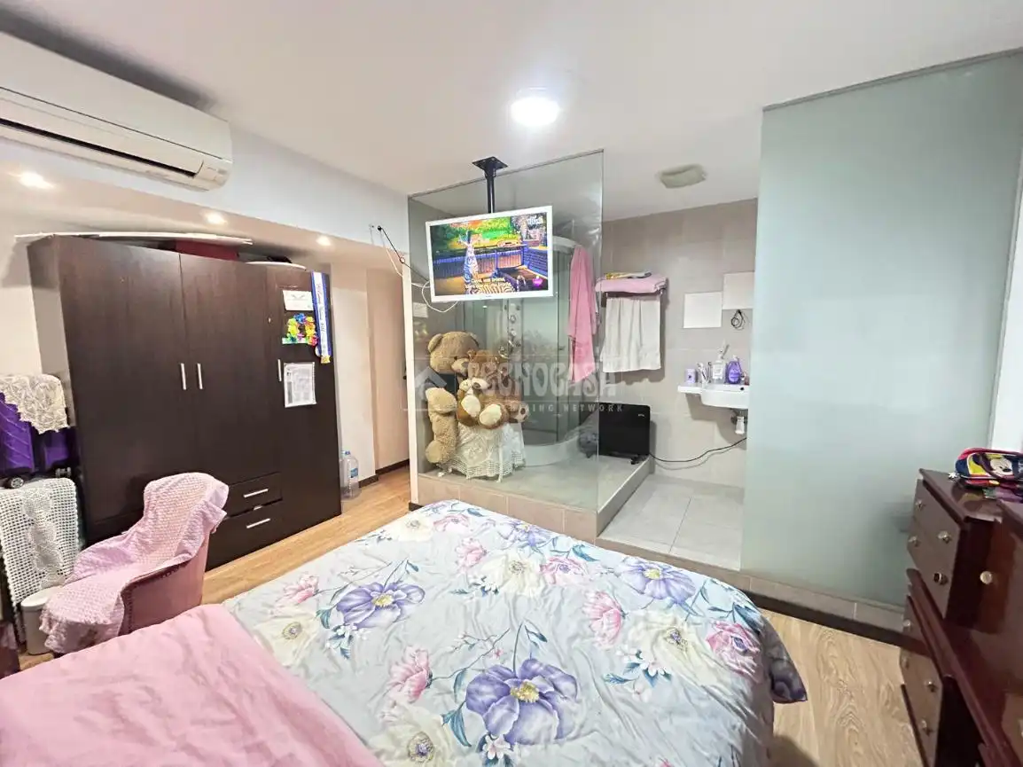Habitación de Piso en venta en Valencia con Aire acondicionado, Calefacción y Terraza