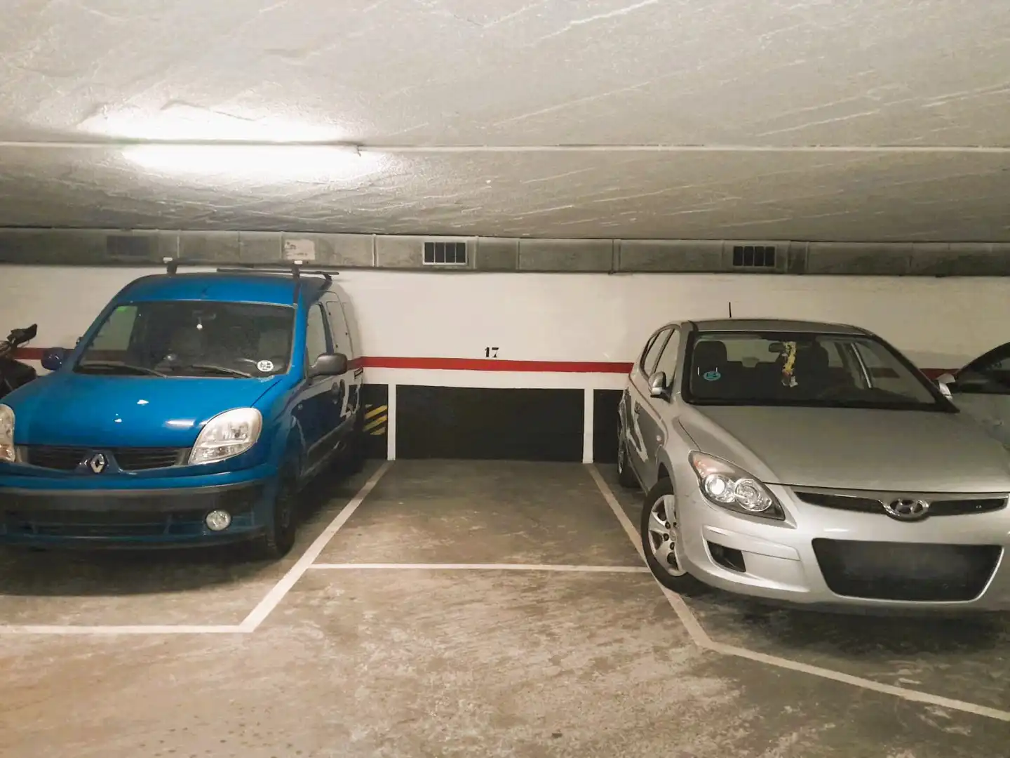 Einzelparkplatz zur Miete in Carrer de Biscaia 378, imagen 2