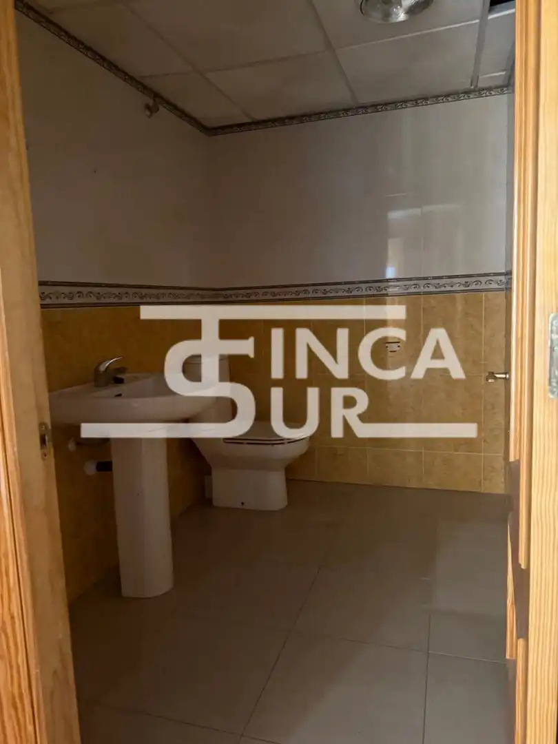 Büro mit Aufzug zum Verkauf in Calle Sierra de las Estancias 9, imagen 10