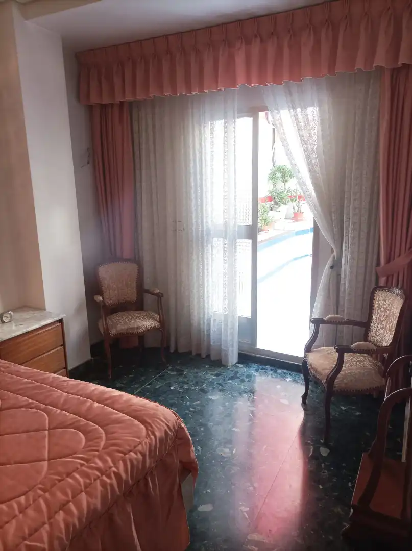 Habitación de Piso en venta en Valencia con Terraza y Balcón