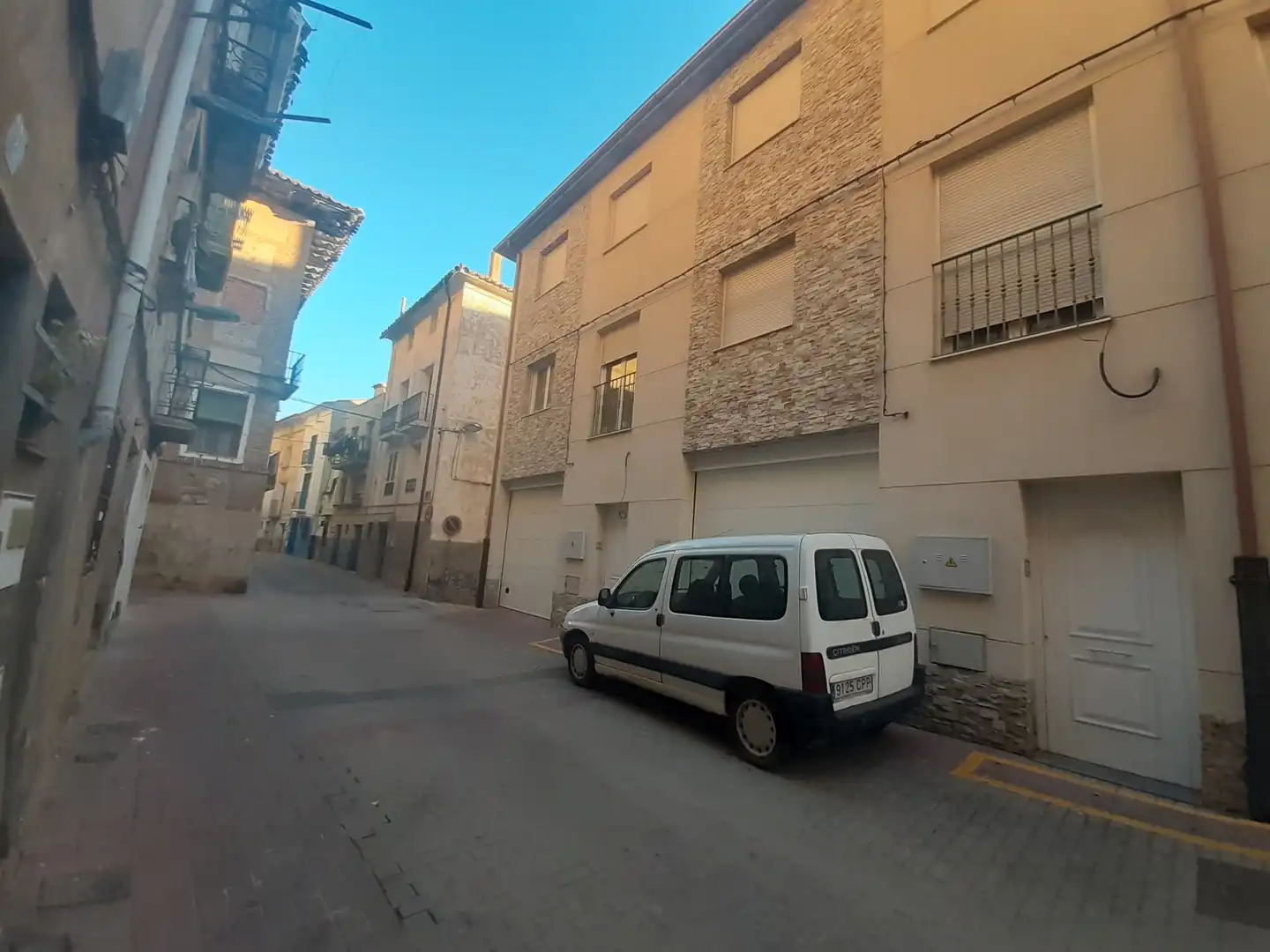 Adossat amb terrassa en venda a Quel, imagen 17