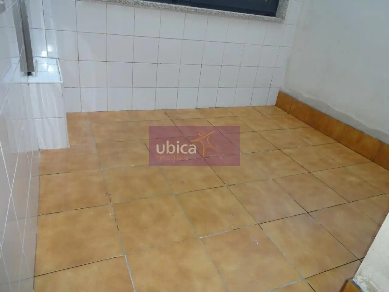 Cocina de Piso de alquiler en O Porriño   con Calefacción, Trastero y Amueblado