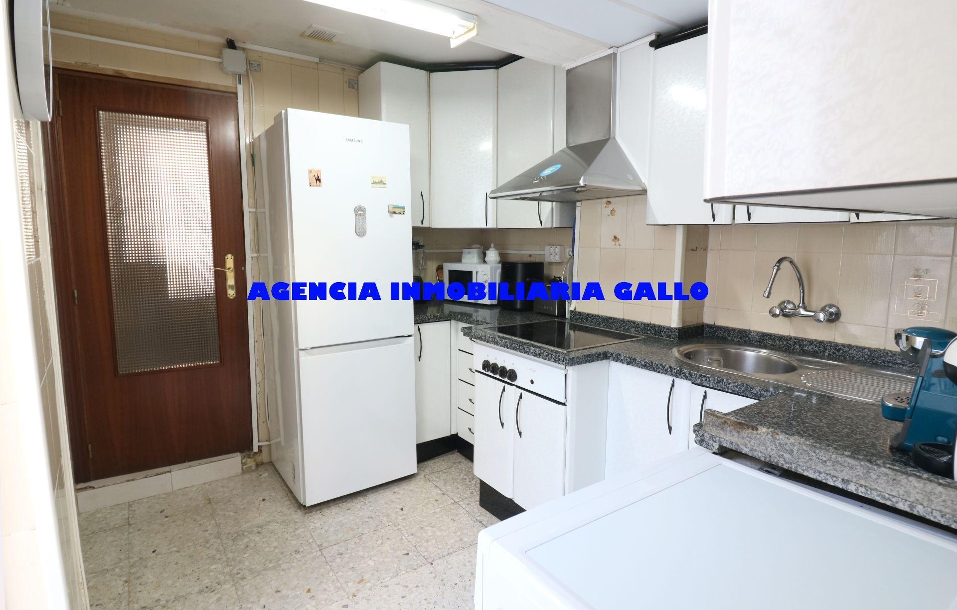 Cocina de Casa adosada en venta en  Sevilla Capital con Aire acondicionado