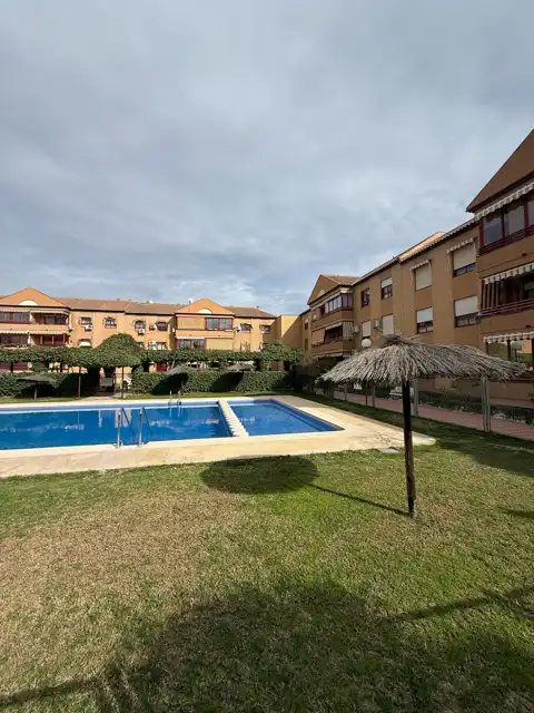 Adosado con piscina en venta en Carrer la Maigmona