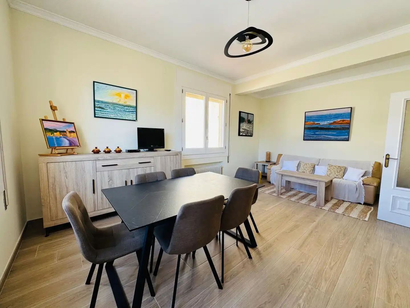 Dining room of Flat for sale in Figueres  with Air Conditioner, Heating and Terrace