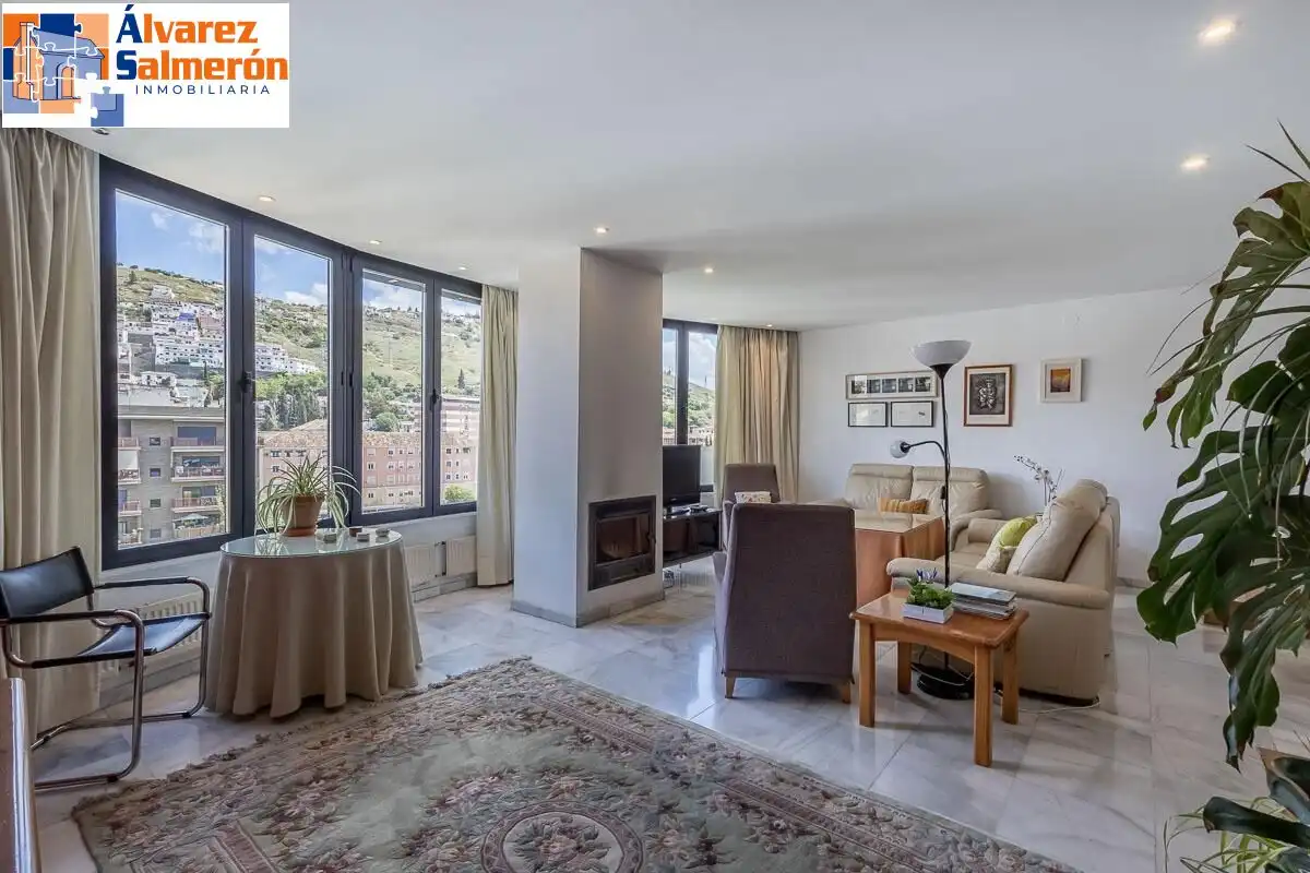 Living room of Houses for sale in Granada  with Air Conditioner, Terrace and Storage room
