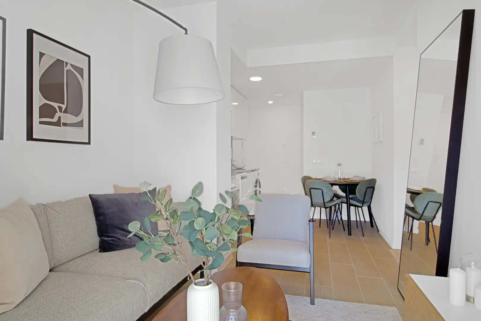 Sala de estar de Piso en venta en Madrid con Terraza y Piscina comunitaria