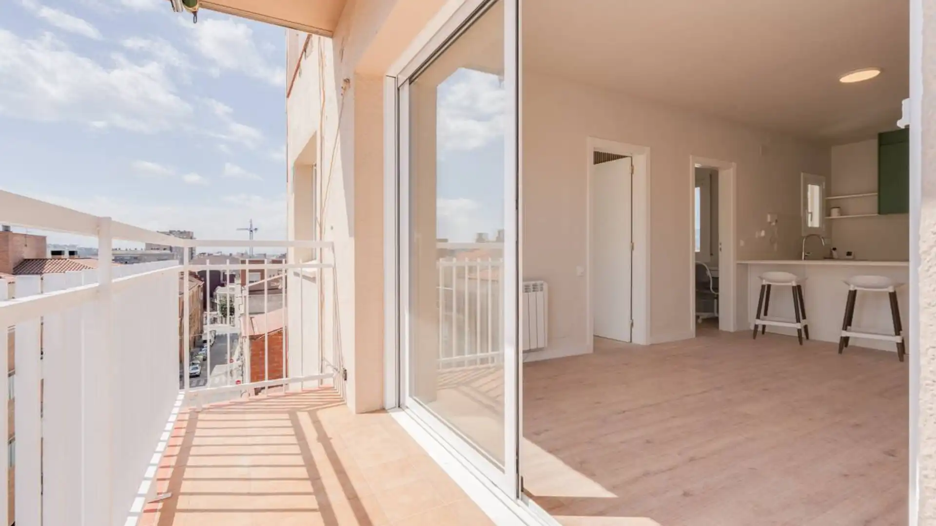 Balcony of Flat for sale in Terrassa  with Heating, Parquet flooring and Furnished
