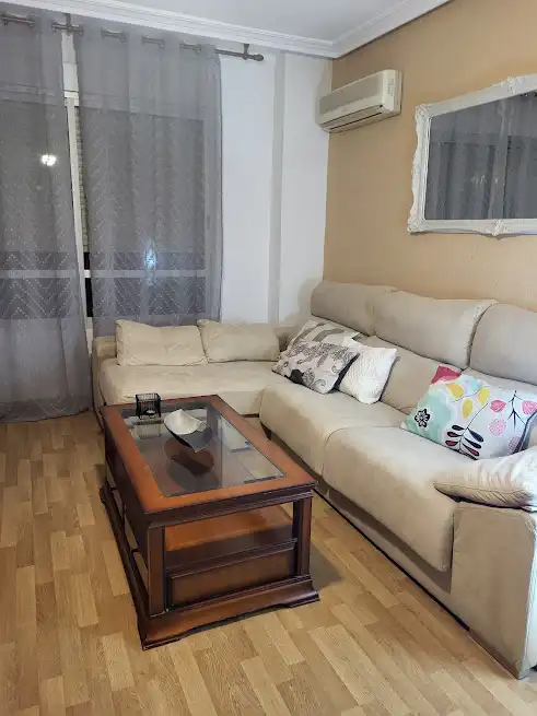 Living room of Flat for rent in Linares  with Air Conditioner, Heating and Furnished