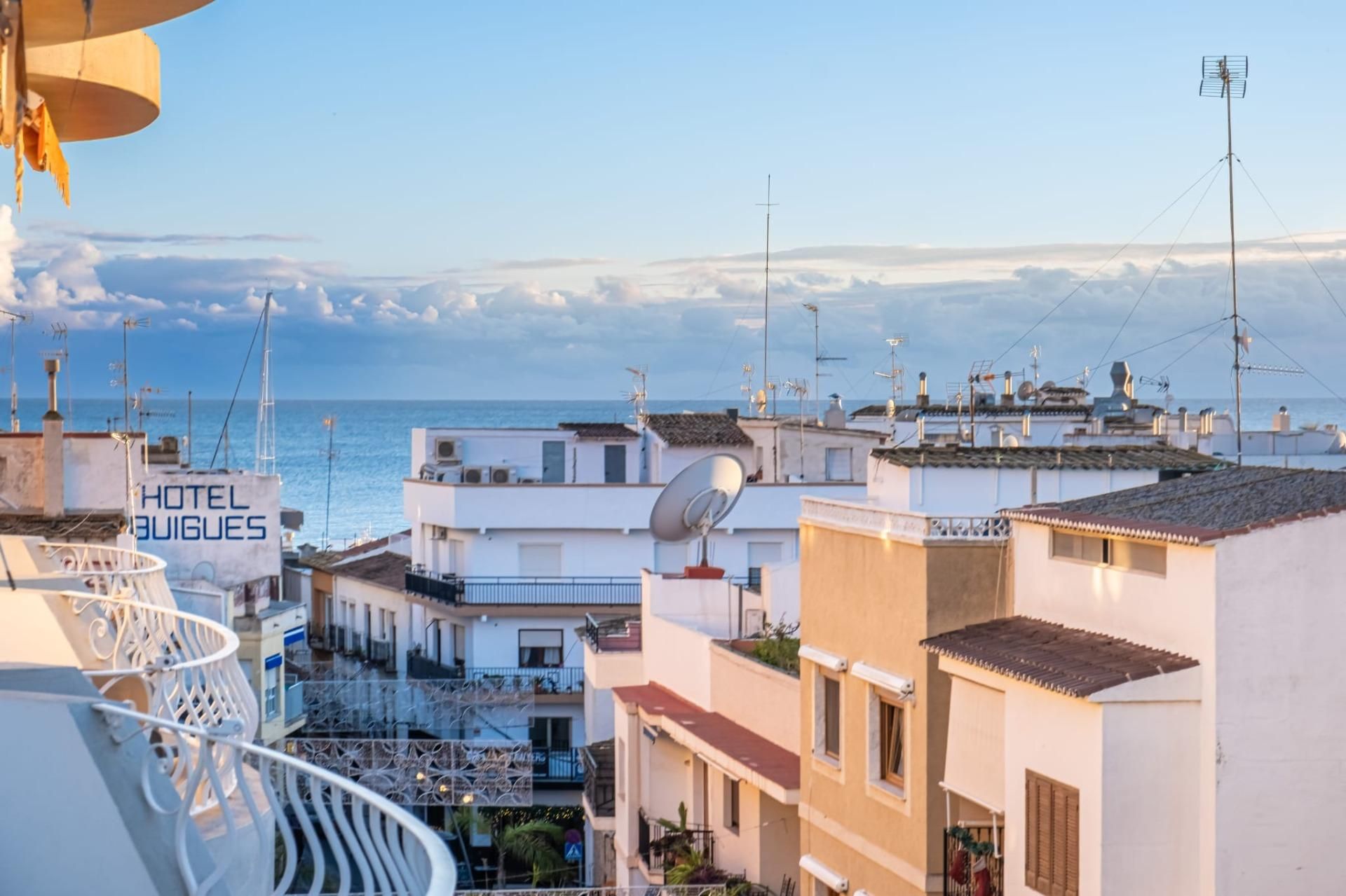 Vista exterior de Apartament en venda en Moraira amb Calefacció, Jardí privat i Terrassa