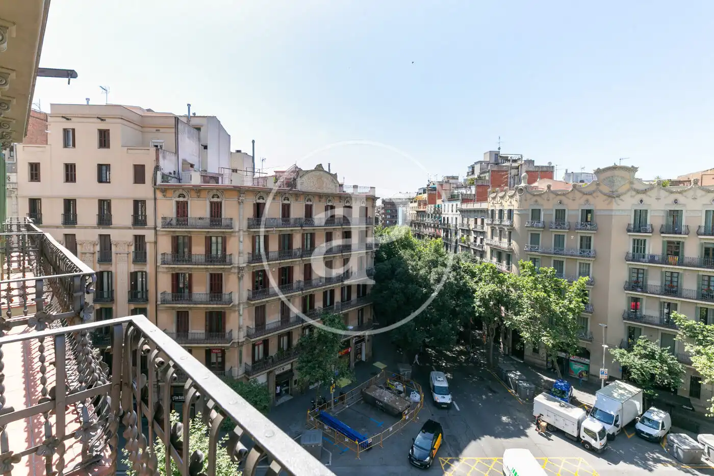 Außenansicht von Dachboden zum Verkauf in Barcelona mit Klimaanlage, Heizung und Terrasse