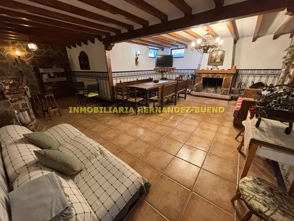 Casa o xalet en venda en Sequeros amb Calefacció, Jardí privat i Terrassa