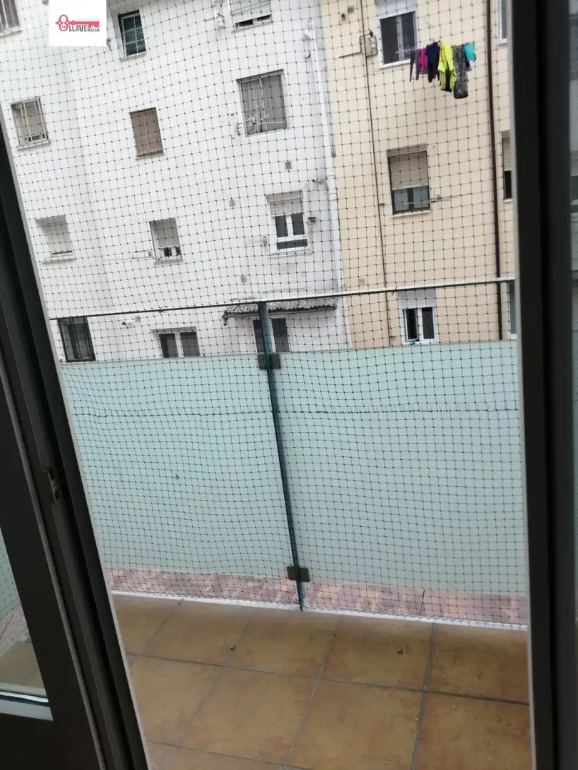 Wohnungen zur Miete in Burgos mit Heizung, Parkett und Terrasse