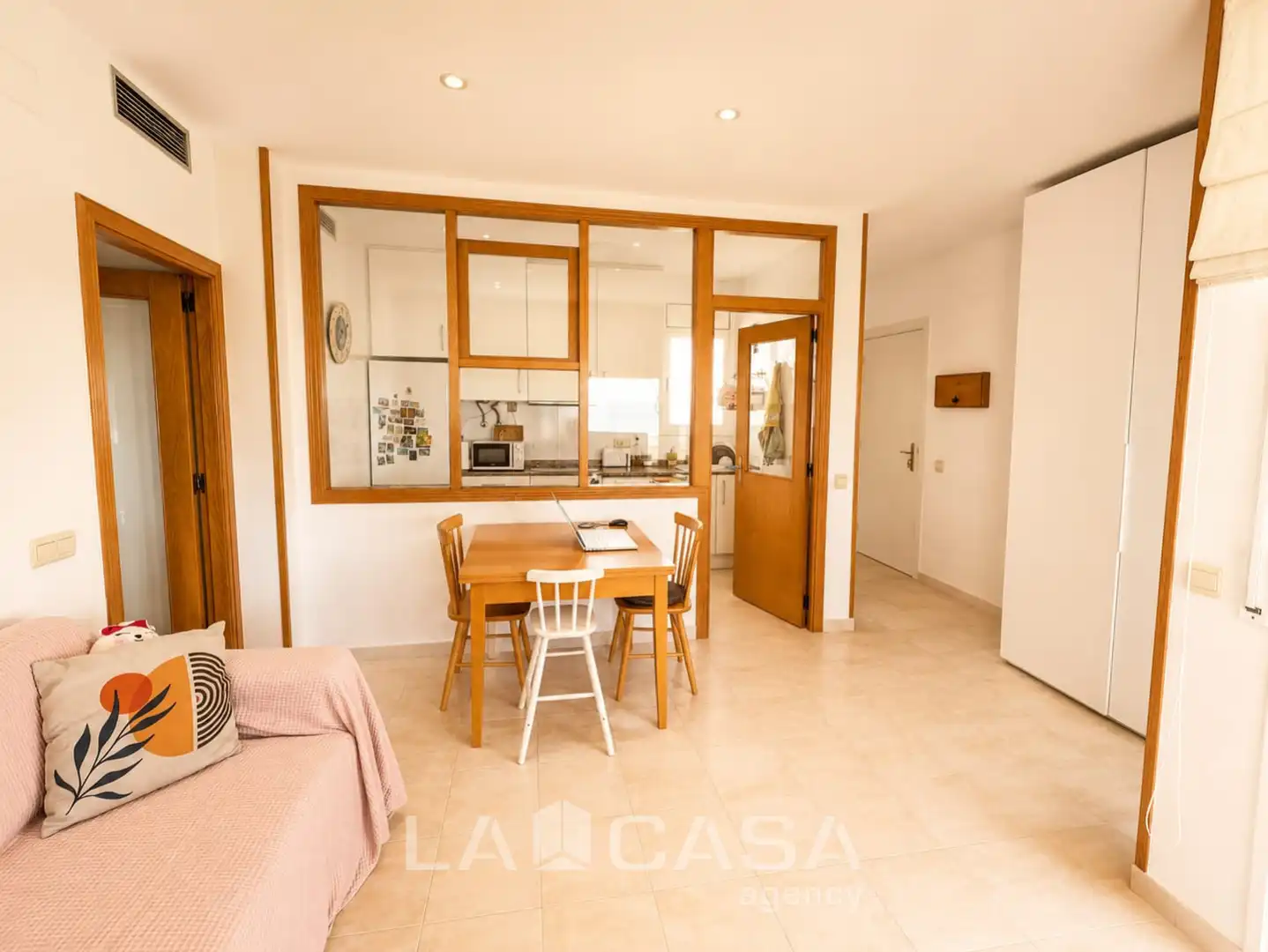 Sala d'estar de Àtic en venda en Sitges amb Terrassa, Traster i Balcó