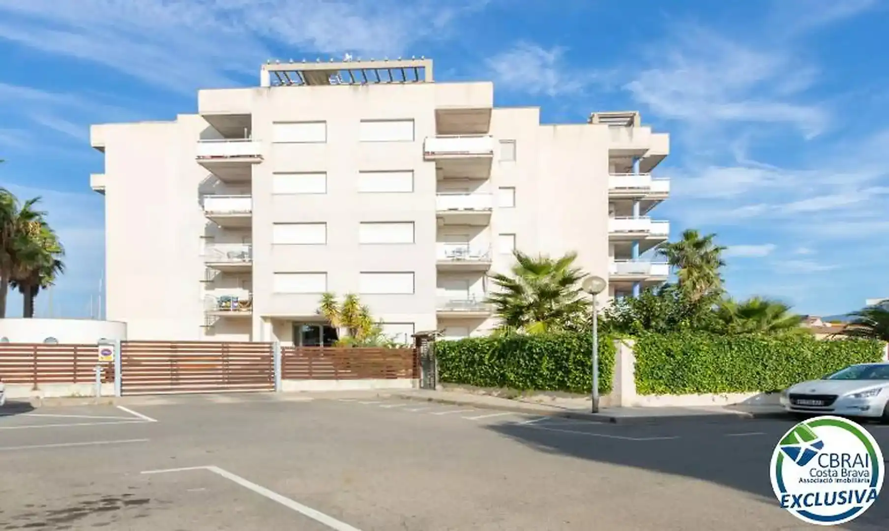 Vista exterior de Apartament en venda en Roses amb Aire condicionat, Calefacció i Terrassa