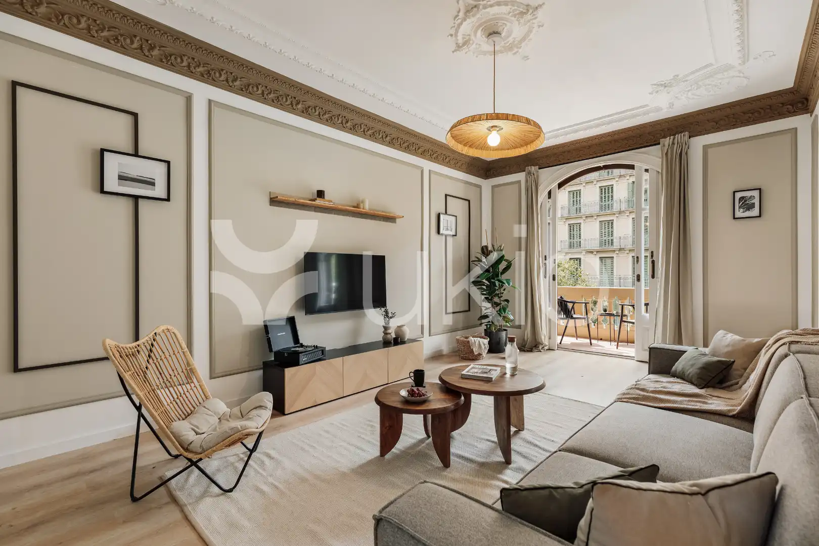Apartamento con terraza en alquiler en Rambla de Catalunya