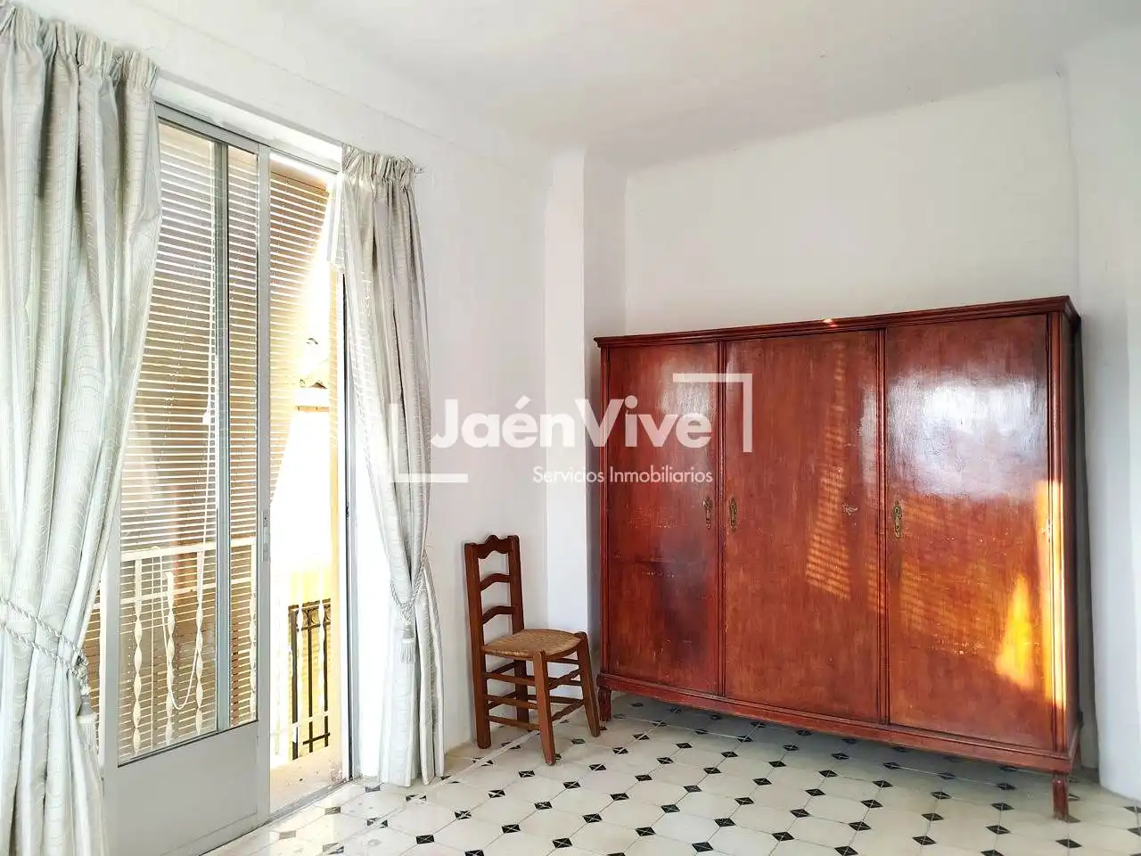 Bedroom of Detached homes for sale in Jaén  with Terrace and Balcony