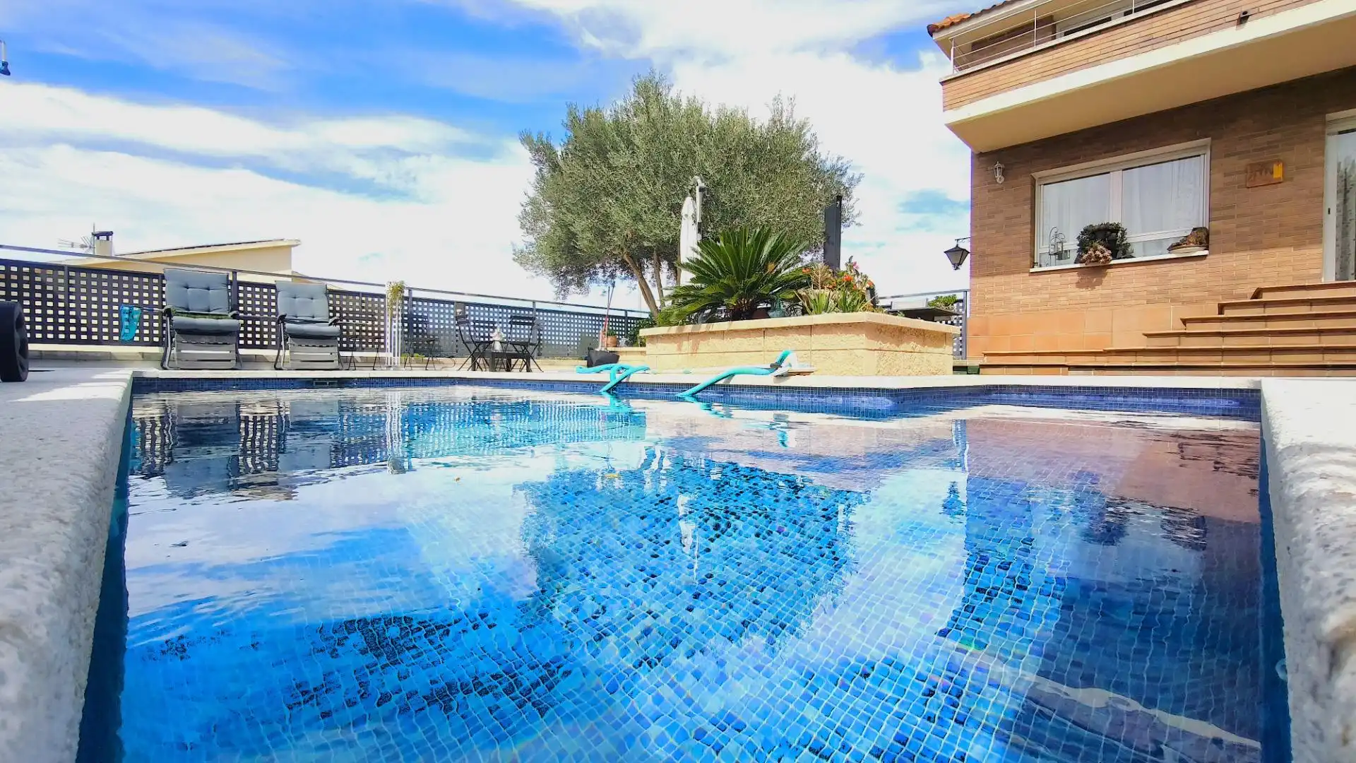 Schwimmbecken von Haus oder Chalet zum Verkauf in Sant Salvador de Guardiola mit Privatgarten, Terrasse und Schwimmbad
