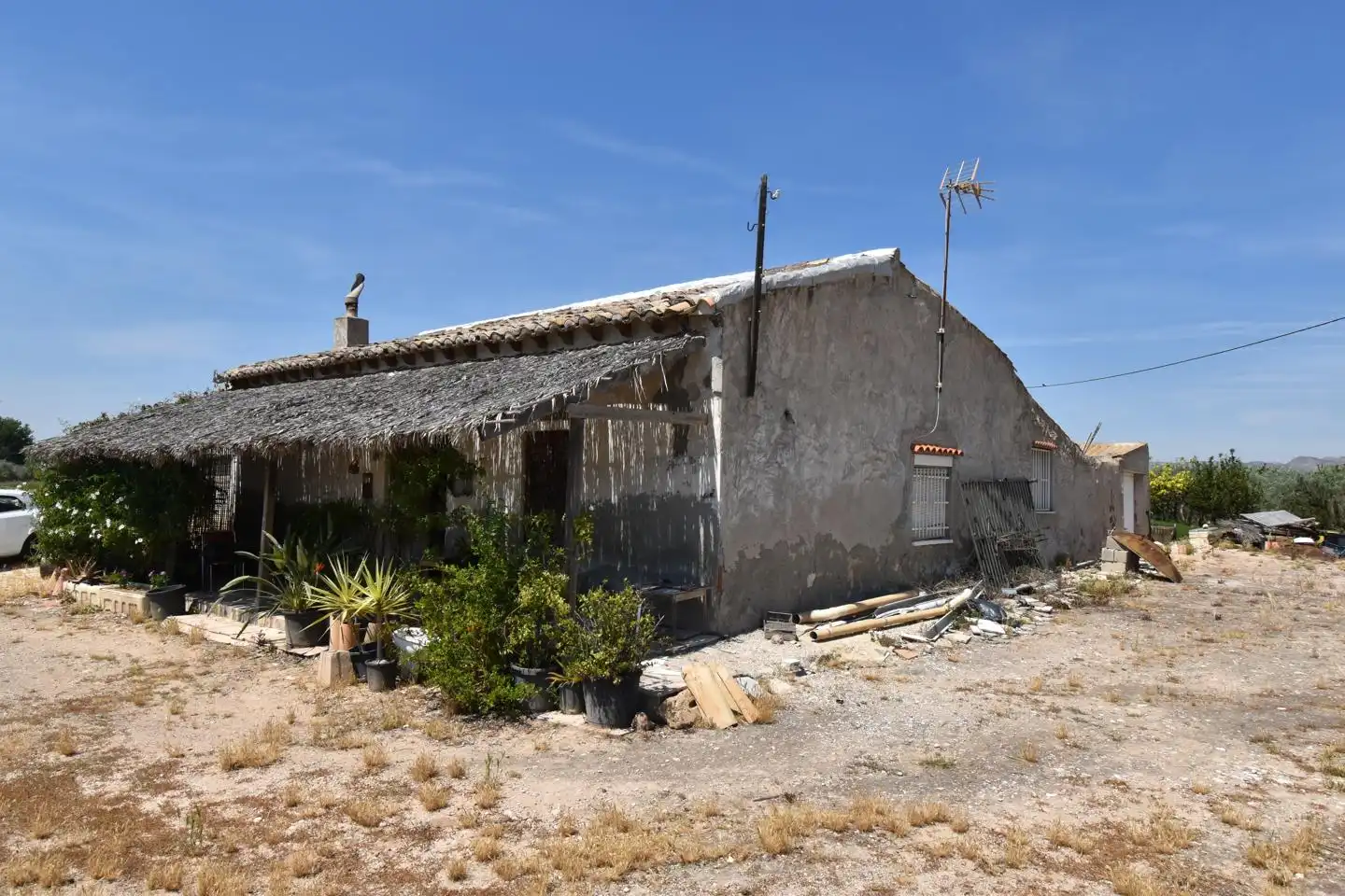 Vista exterior de Casa o xalet en venda en Elche / Elx amb Jardí privat