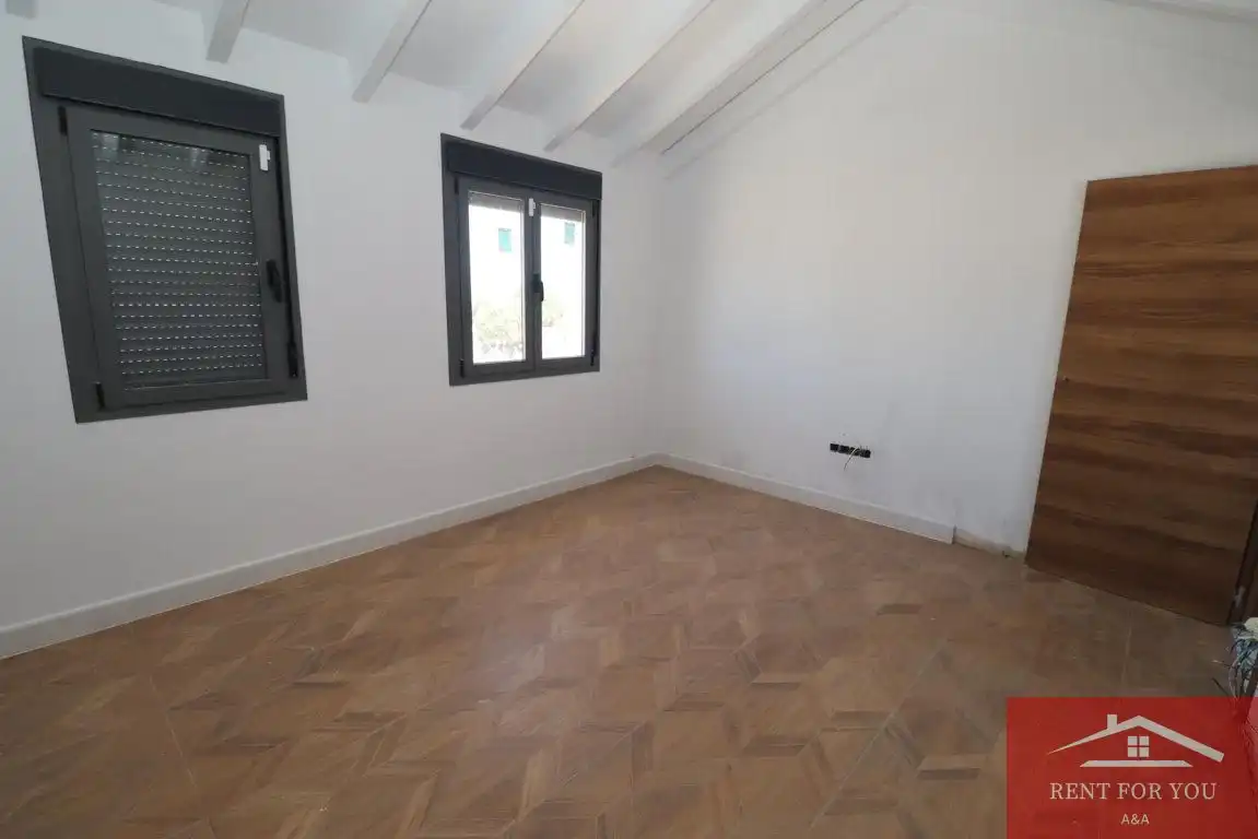 Haus oder Chalet zum Verkauf in Alhaurín de la Torre mit Privatgarten, Terrasse und Schwimmbad