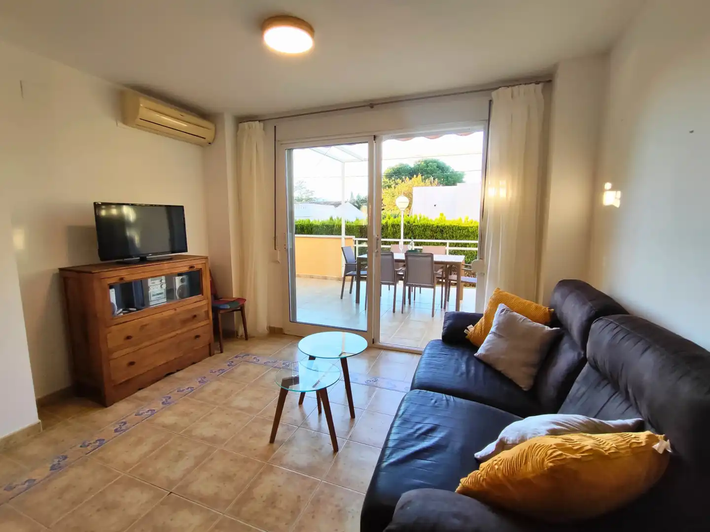Living room of Flat for rent in Dénia  with Air Conditioner, Heating and Terrace