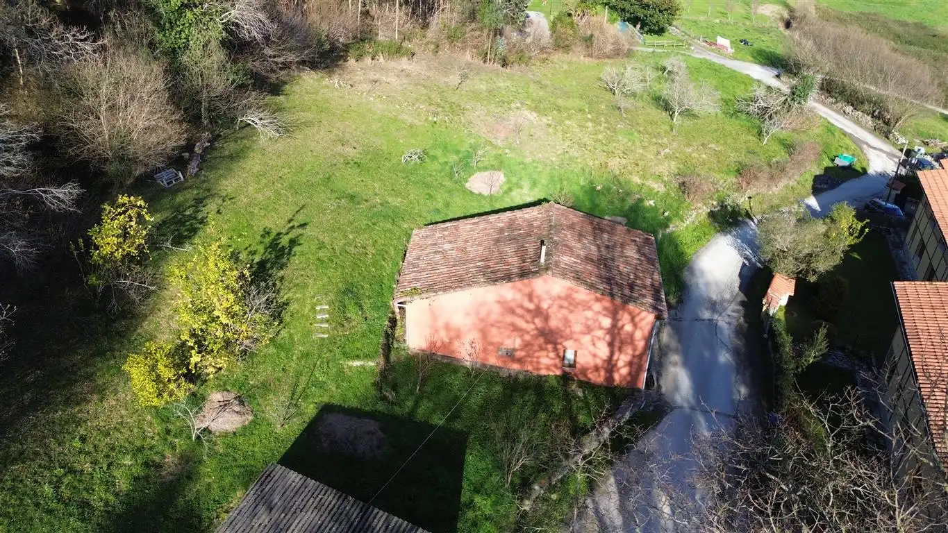 Casa o xalet en venda en Val de San Vicente  amb Jardí privat i Moblat
