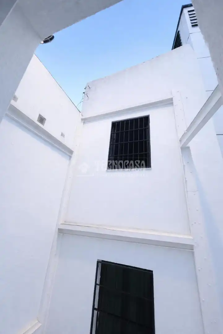 Vista exterior de Piso en venta en Madrid