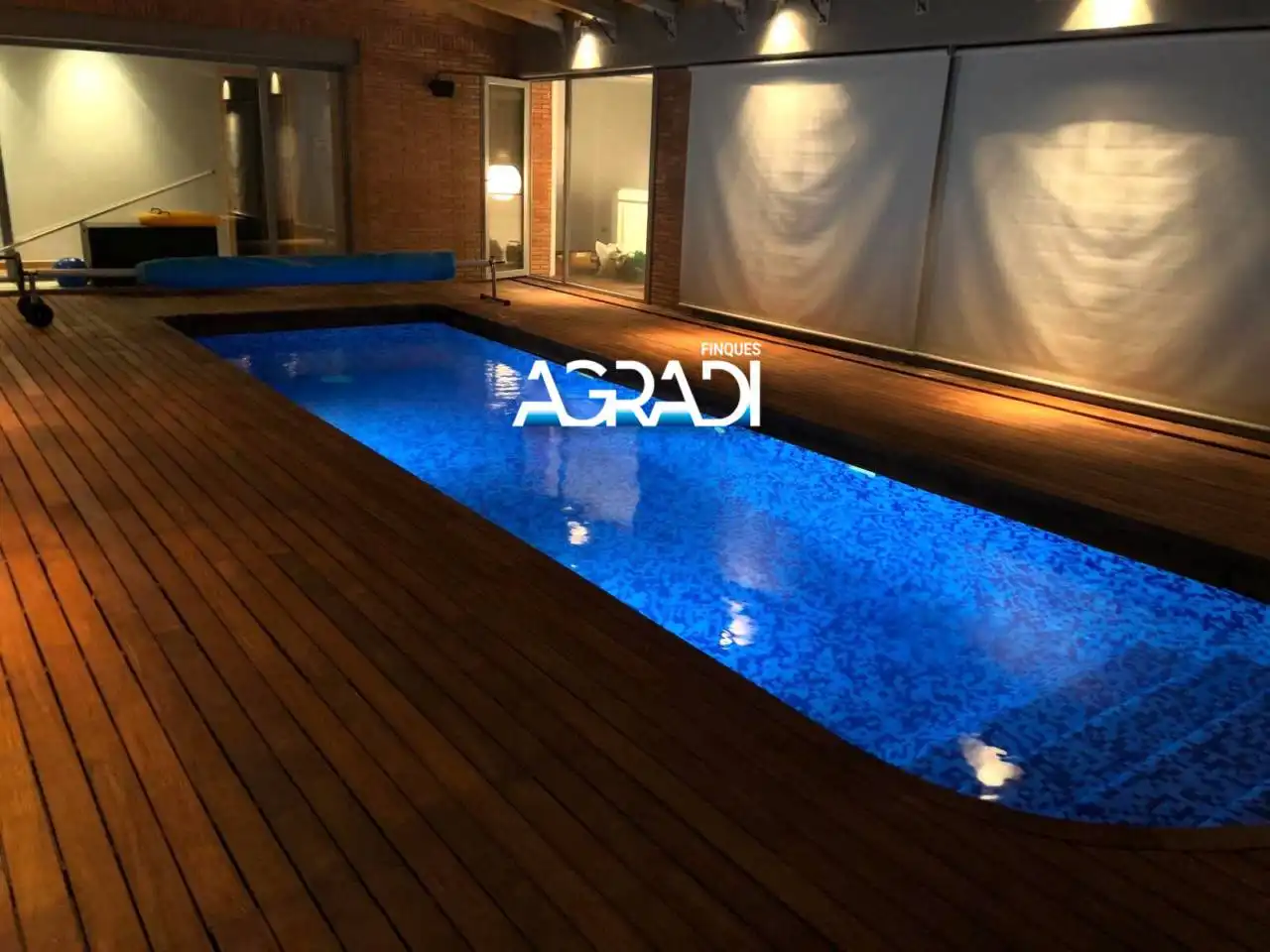 Swimming pool of Houses for sale in Les Franqueses del Vallès  with Air Conditioner, Heating and Private garden