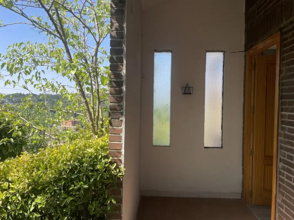 Detached homes for rent in Calle Brazos De Los, La Navata