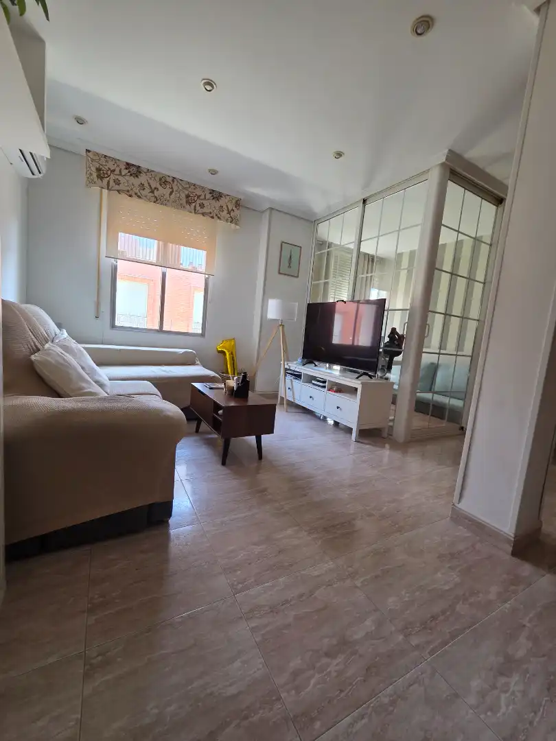 Sala de estar de Piso en venta en Sevilla con Aire acondicionado, Calefacción y Terraza