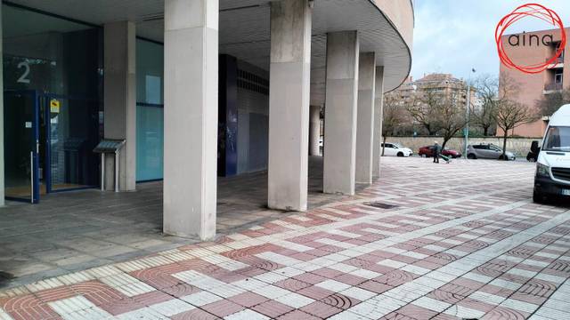 Garaje en Alquiler en Calle REMIRO DE GOÑI en Echavacóiz