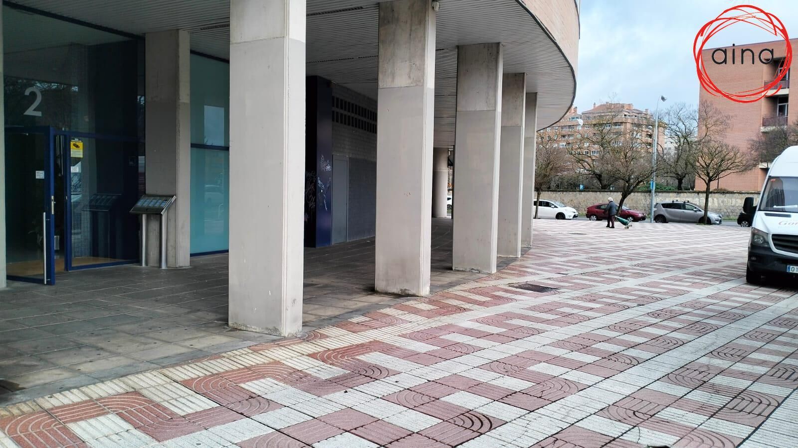 Garaje de alquiler en Calle REMIRO DE GOÑI, Echavacóiz