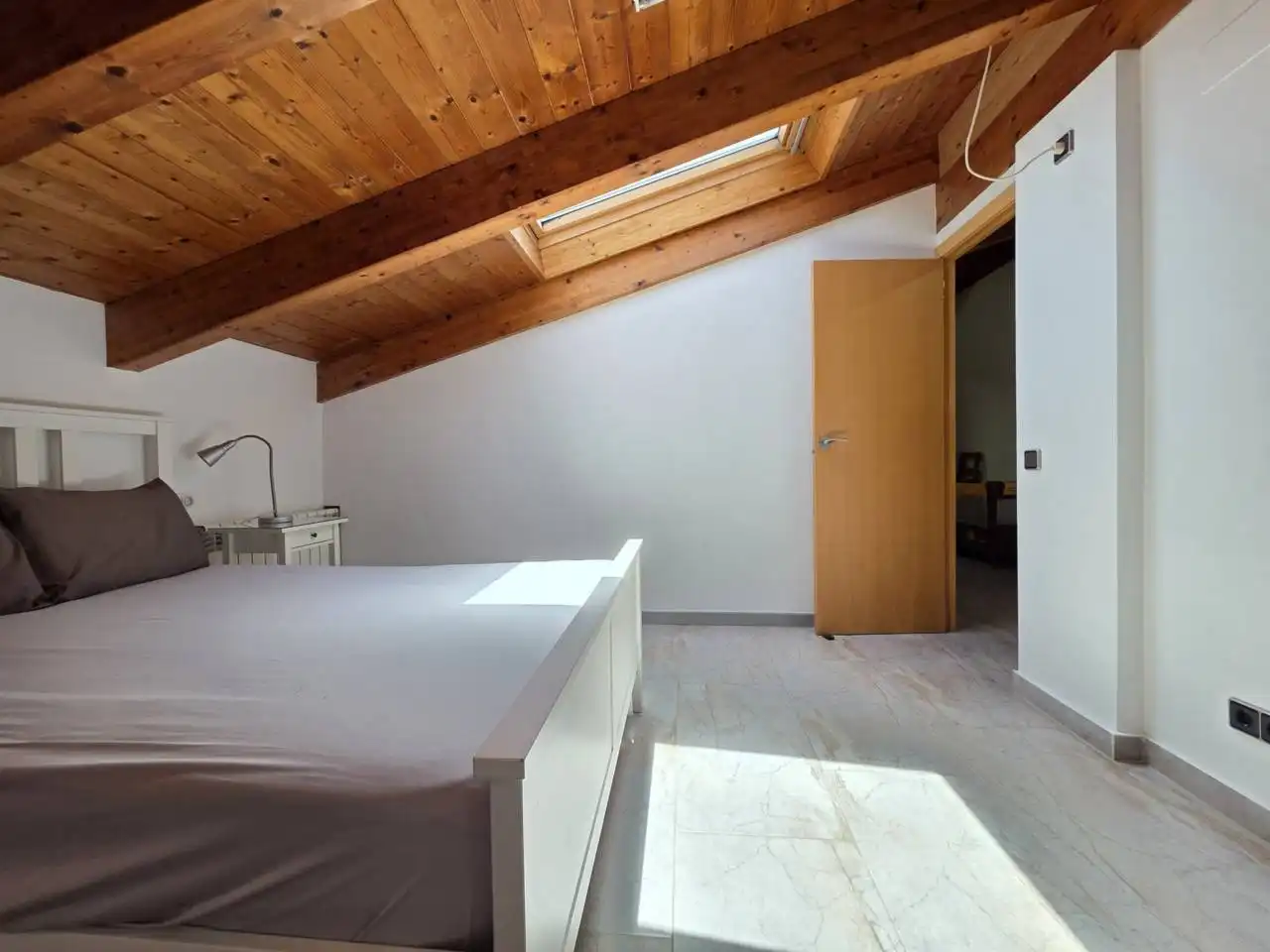 Habitación de Casa o chalet en venta en Montcada i Reixac con Aire acondicionado, Calefacción y Jardín privado