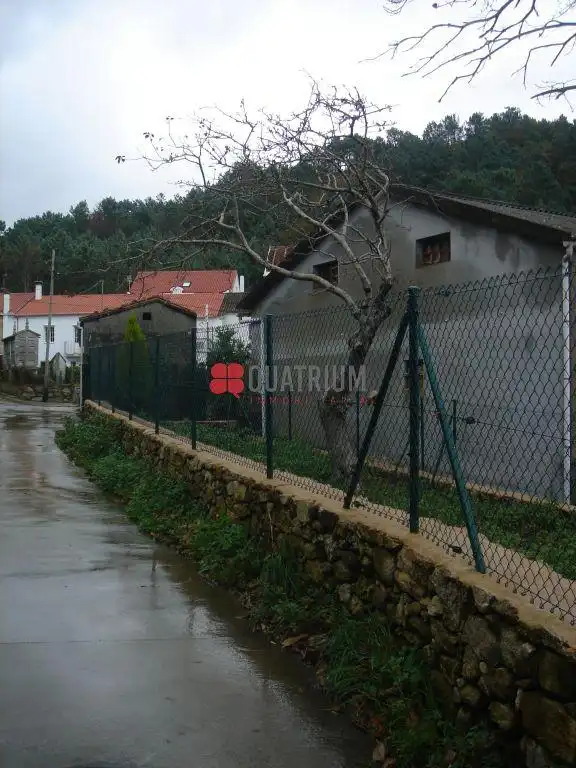 Jardí de Residencial en venda en Outes