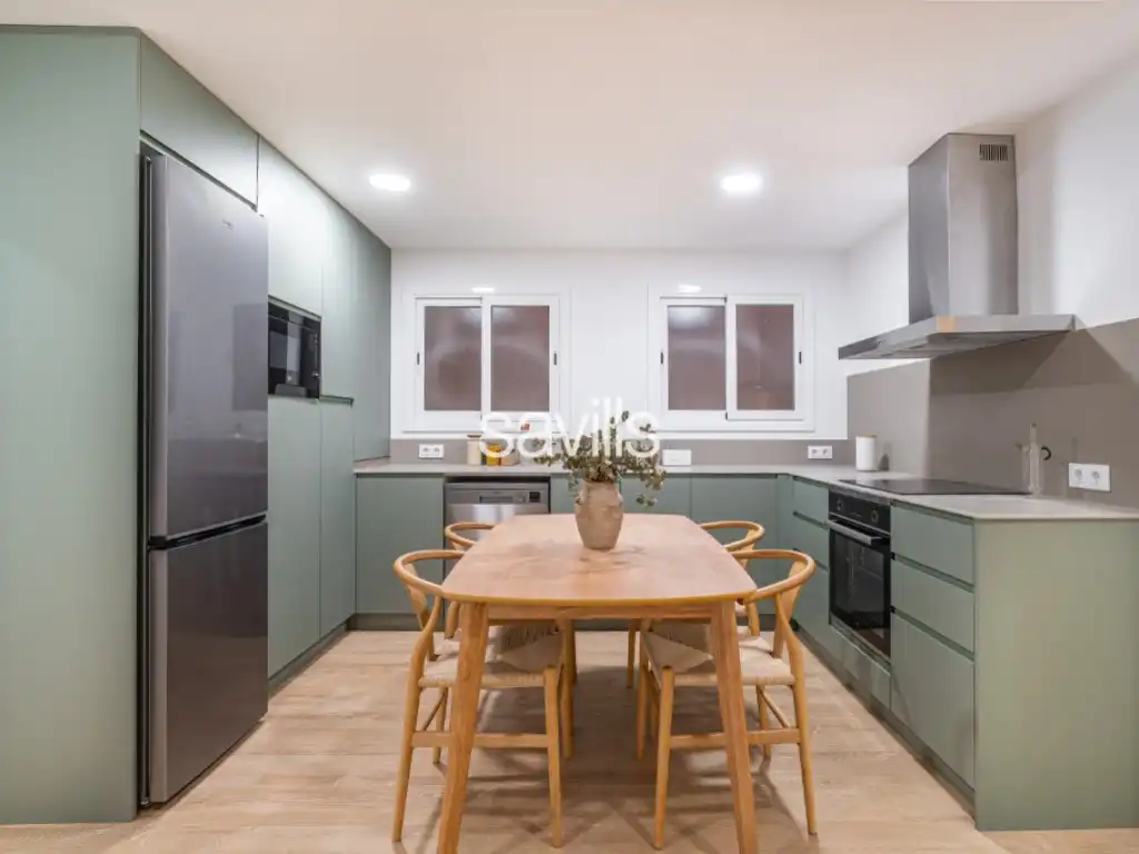 Kitchen of Apartments for sale in Barcelona