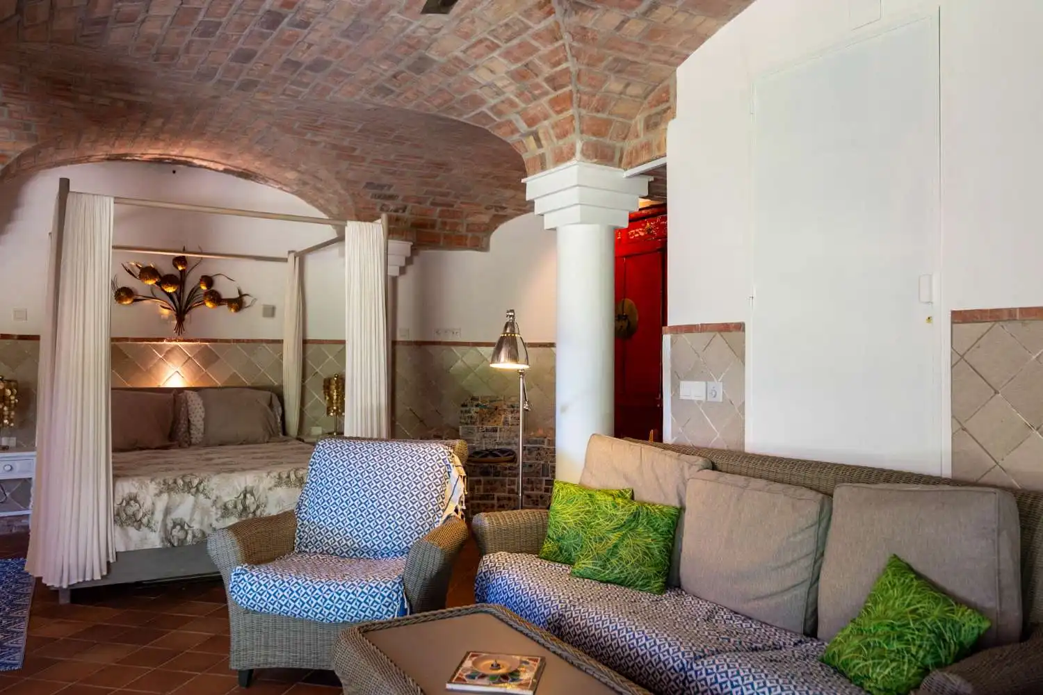 Sala d'estar de Finca rústica en venda en Lecrín amb Piscina