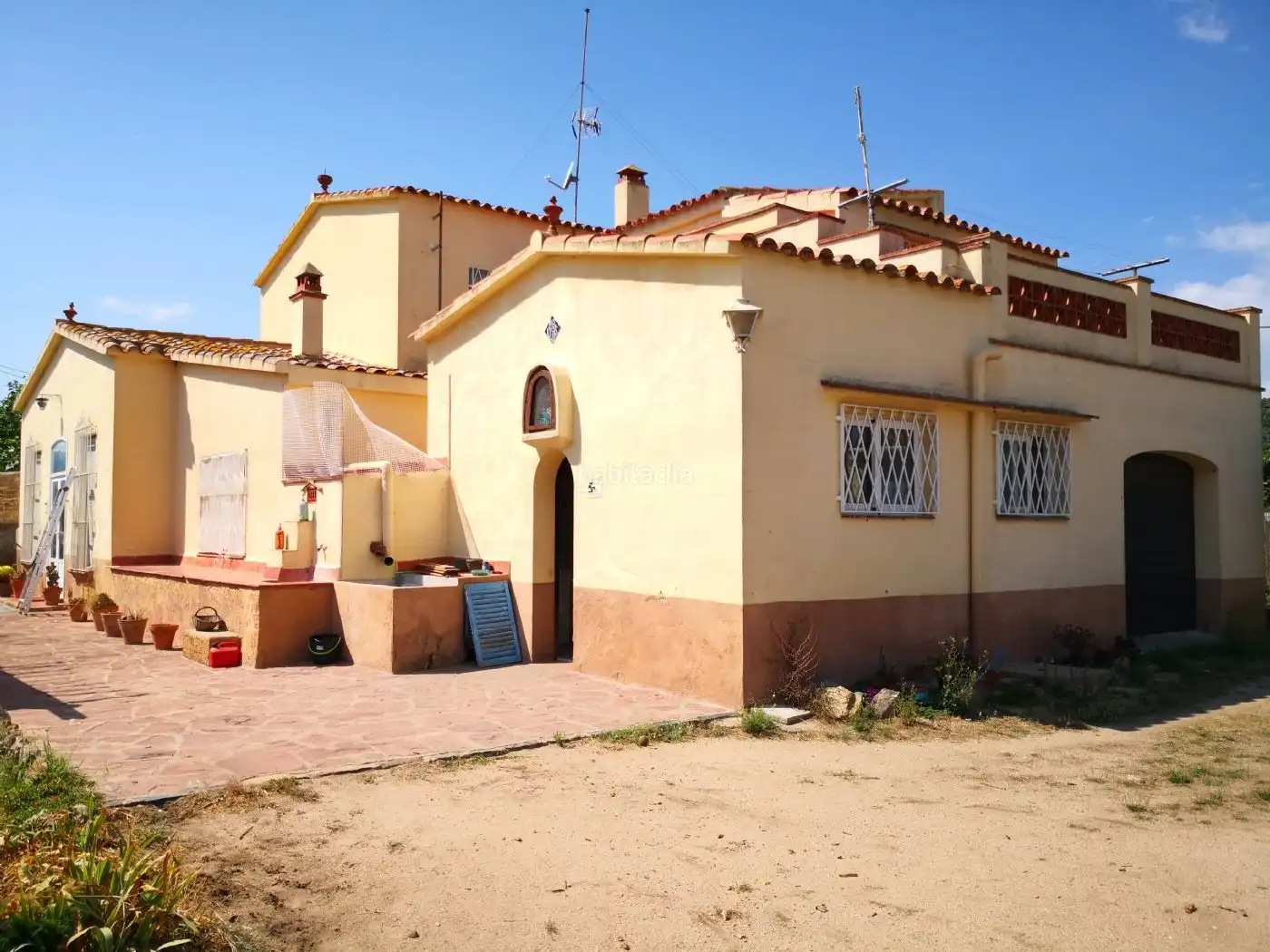 Maison rustique avec jardin à vendre à Avinguda Colom 19