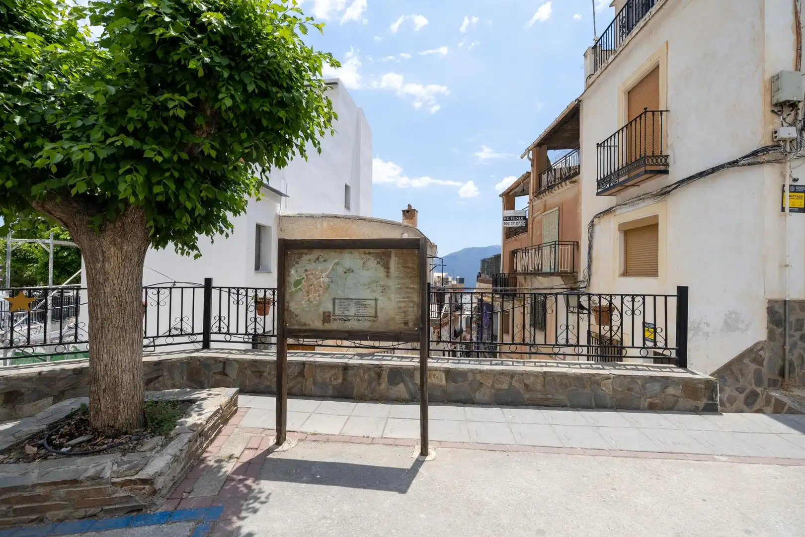 Vista exterior de Casa o chalet en venta en Soportújar con Terraza, Balcón y Alarma