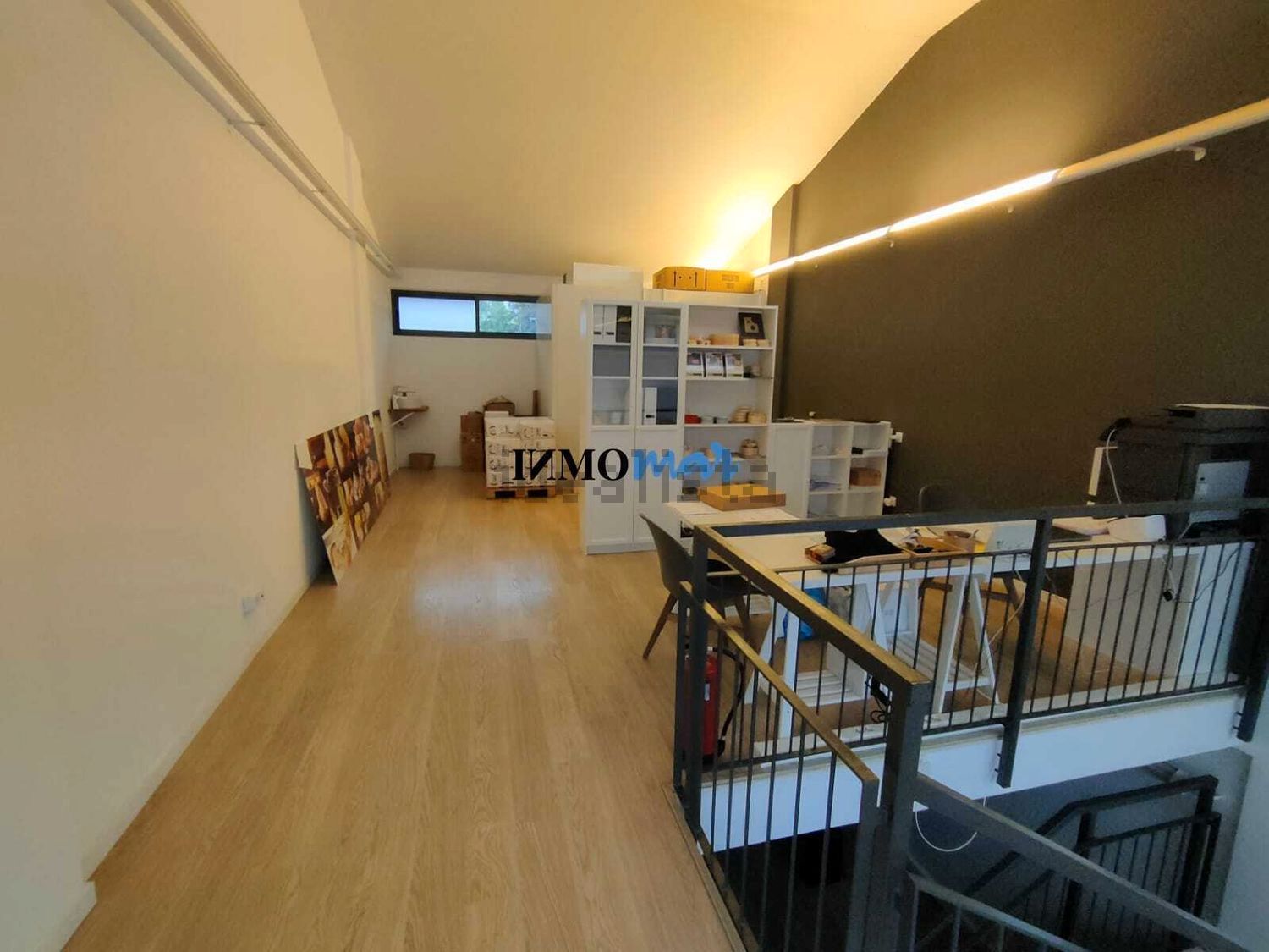 Local en venda en Sant Andreu de Llavaneres amb Aire condicionat, Calefacció i Parquet