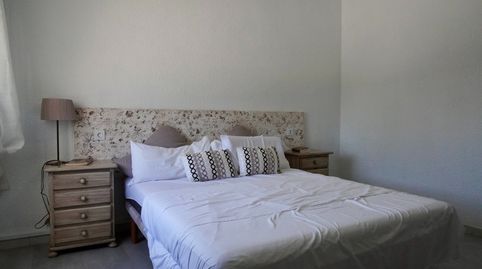 Villa renovada de 5 dormitorios con piscina privada y garaje en el centro de Quesada. Situada en una ubicación privilegiada justo, imatge 5