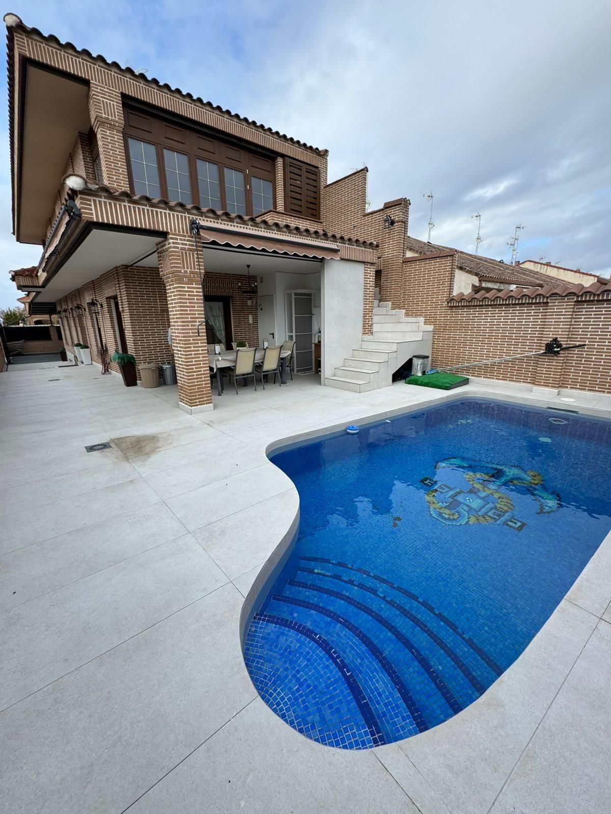 Swimming pool of House or chalet for sale in Navalcarnero  with Air Conditioner, Private garden and Terrace