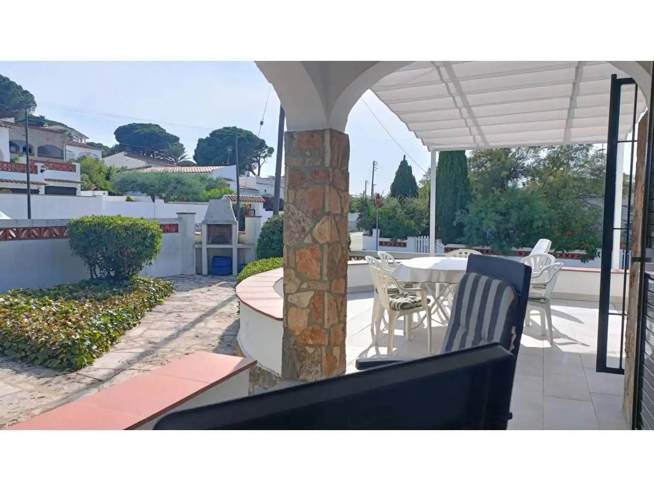 Terrassa de Casa o xalet en venda en L'Escala amb Aire condicionat, Jardí privat i Terrassa