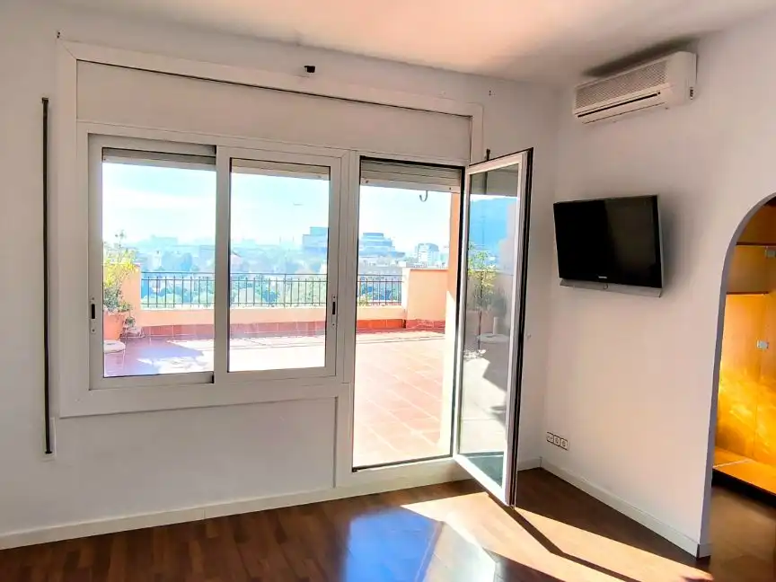 Penthouse with lift for sale in Carrer dels Alts Forns 68, imagen 10