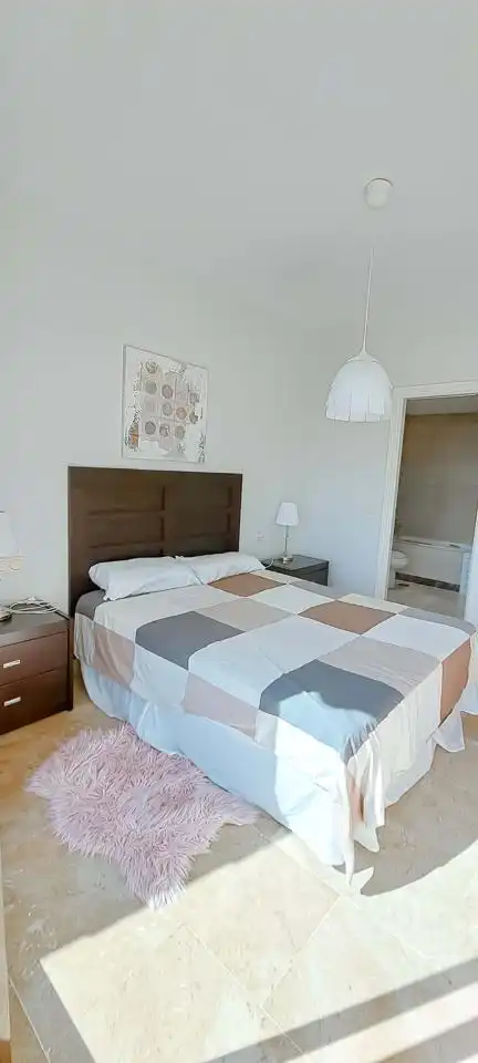 Attic for rent in La Duquesa