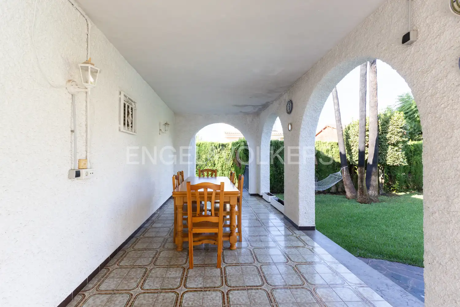 Terraza de Casa o chalet en venta en Benicasim / Benicàssim con Aire acondicionado, Calefacción y Jardín privado