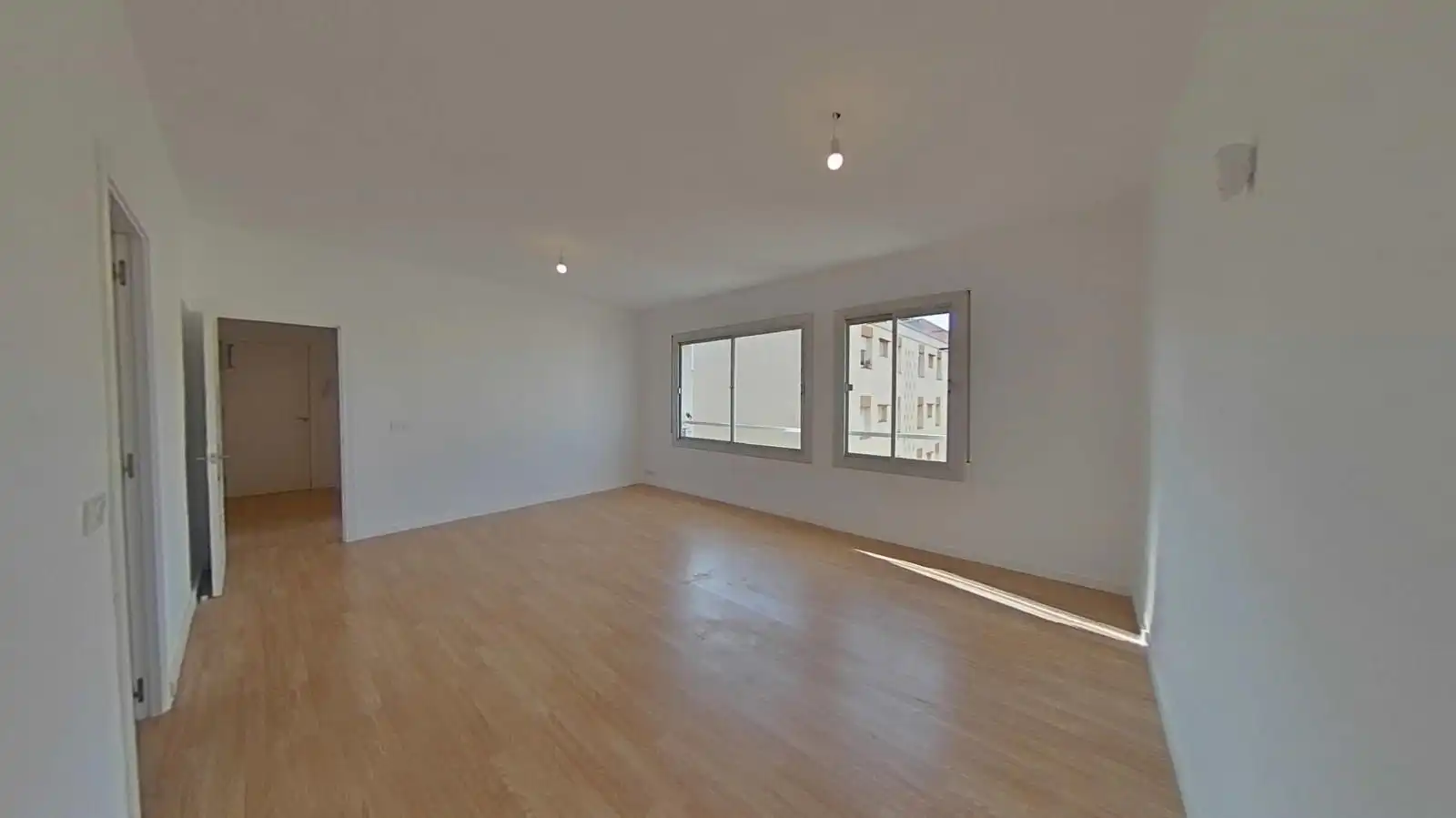 Living room of Flat for sale in Sabadell  with Parquet flooring