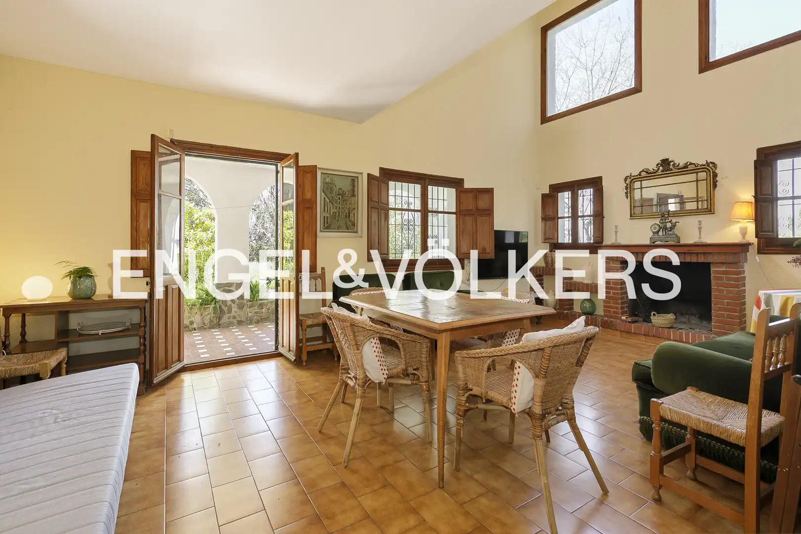 Comedor de Casa o chalet en venta en Cájar con Calefacción, Jardín privado y Terraza