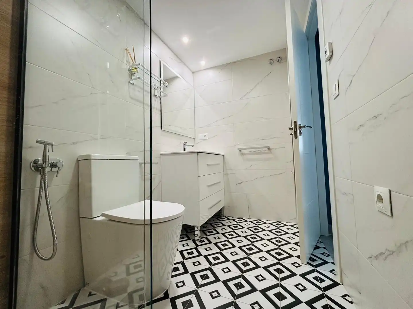 Badezimmer von Wohnung zur Miete in Villa de Otura mit Klimaanlage und Möbliert