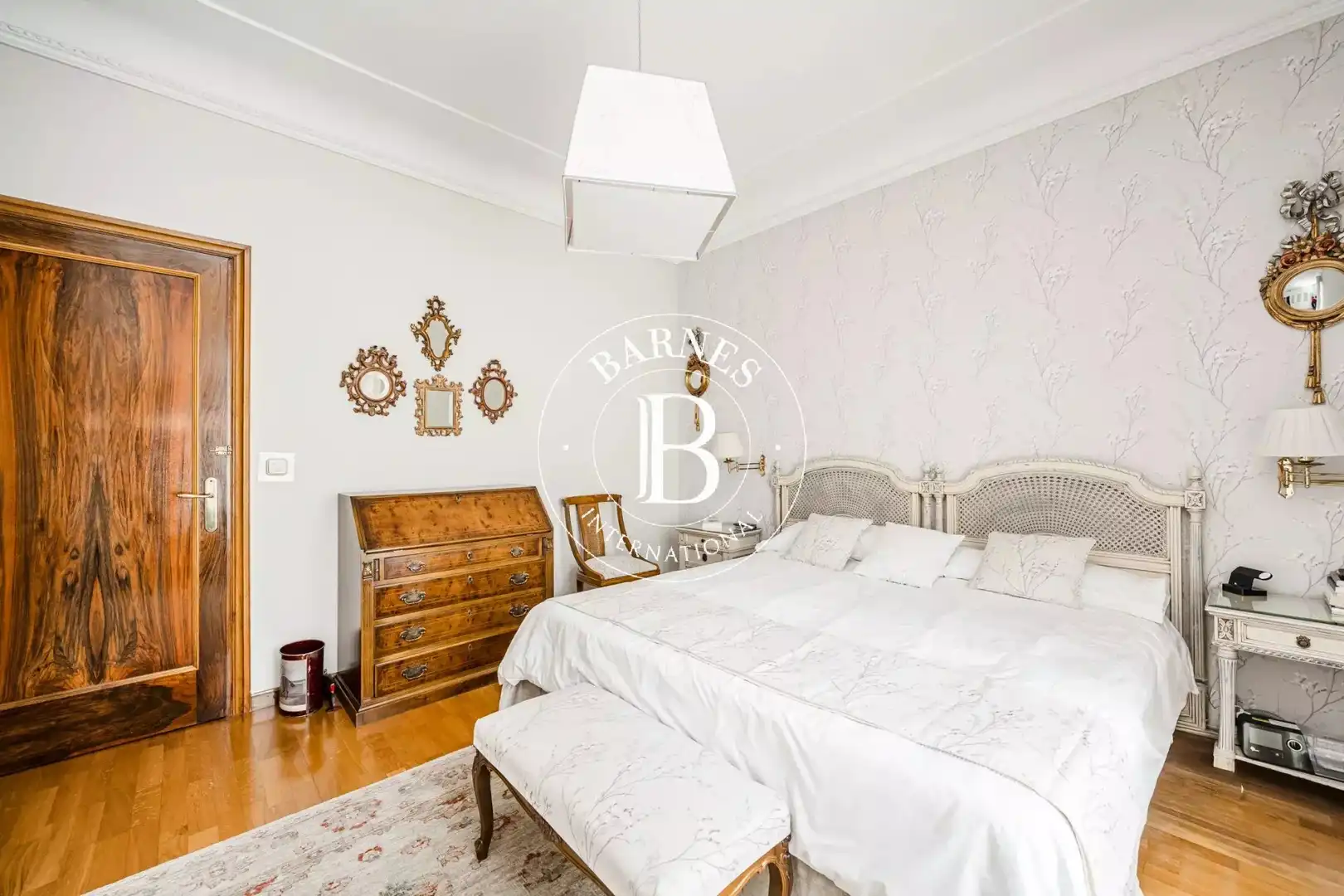 Habitación de Piso en venta en Madrid con Calefacción